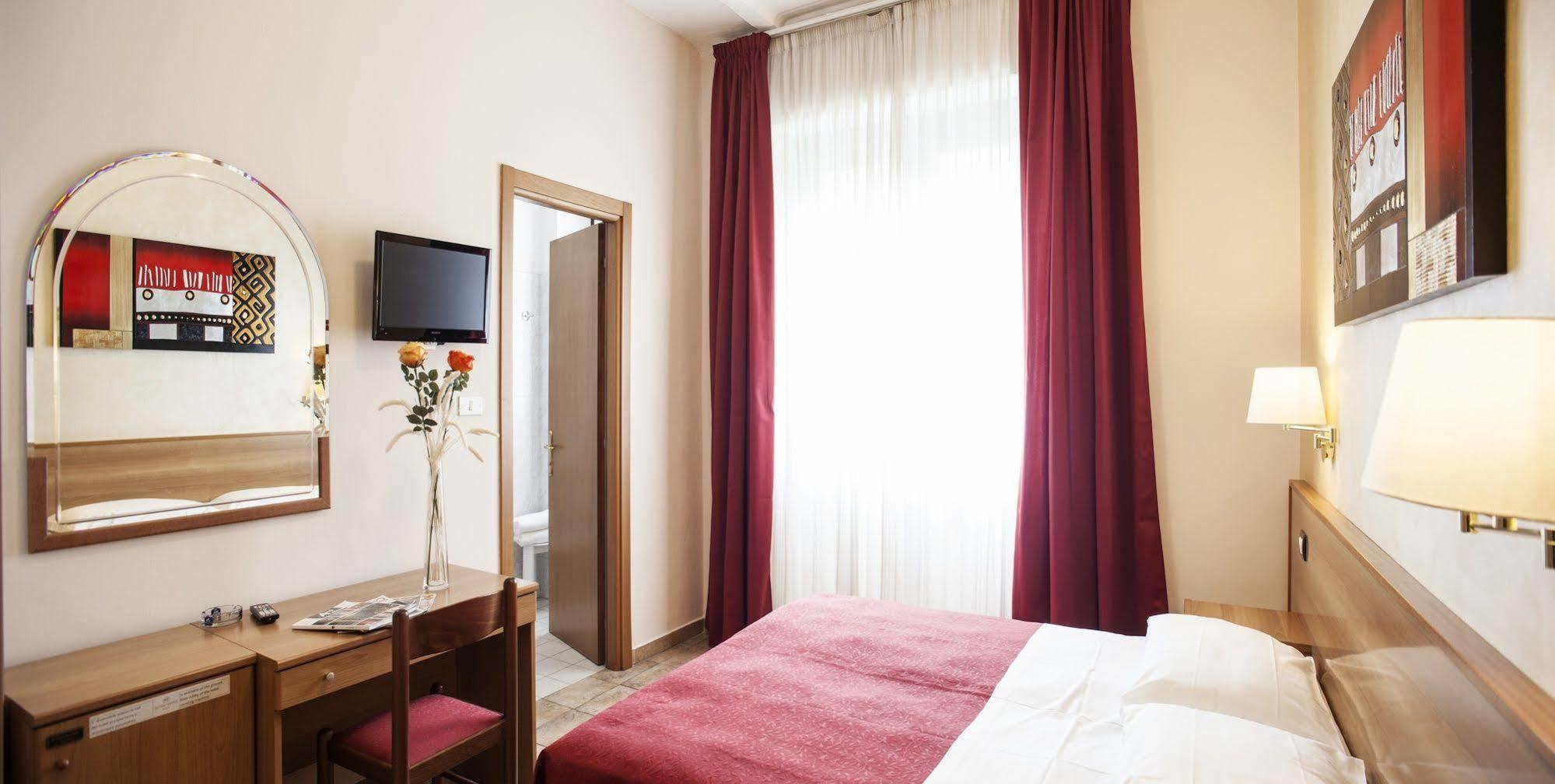 Astor Hotel Torino Esterno foto