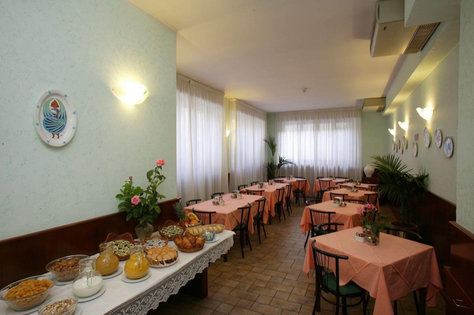 Astor Hotel Torino Esterno foto