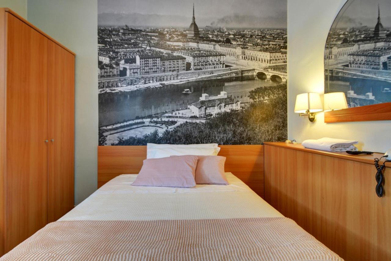 Astor Hotel Torino Esterno foto