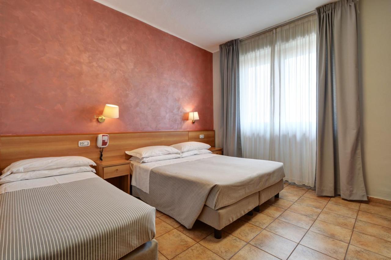 Astor Hotel Torino Esterno foto